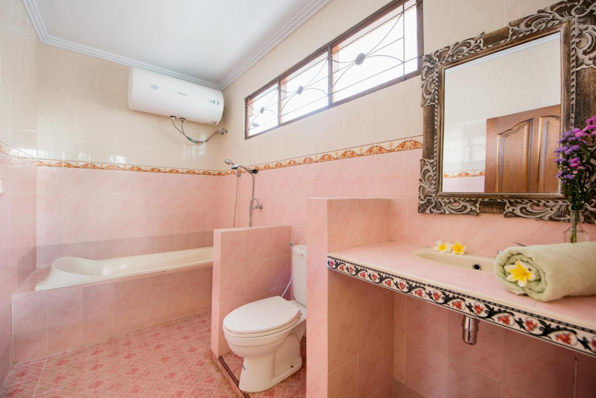 Sari Bungalow Убуд Стая снимка